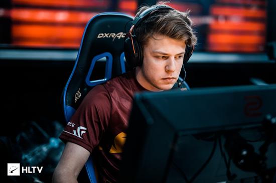 影响队友心态？Junhao Kindred对光枪和火炮没有熟练度，WBG3-1UP