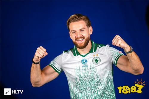 解析扎金花中的“火并”：面对两个都在诈唬的人，你该如何收割底池？（扎金花“火并”局面解析：当两名对手同时诈唬，如何稳收底池？）