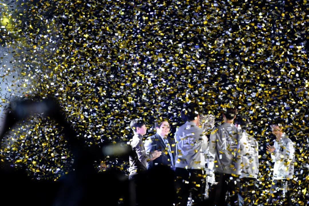 LOL手游破晓杯赛程出炉：13日正式开赛，10支顶尖队伍